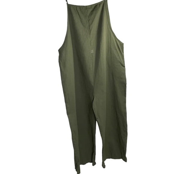 Women’s medium olive green jumpsuit - Picture 2 of 8